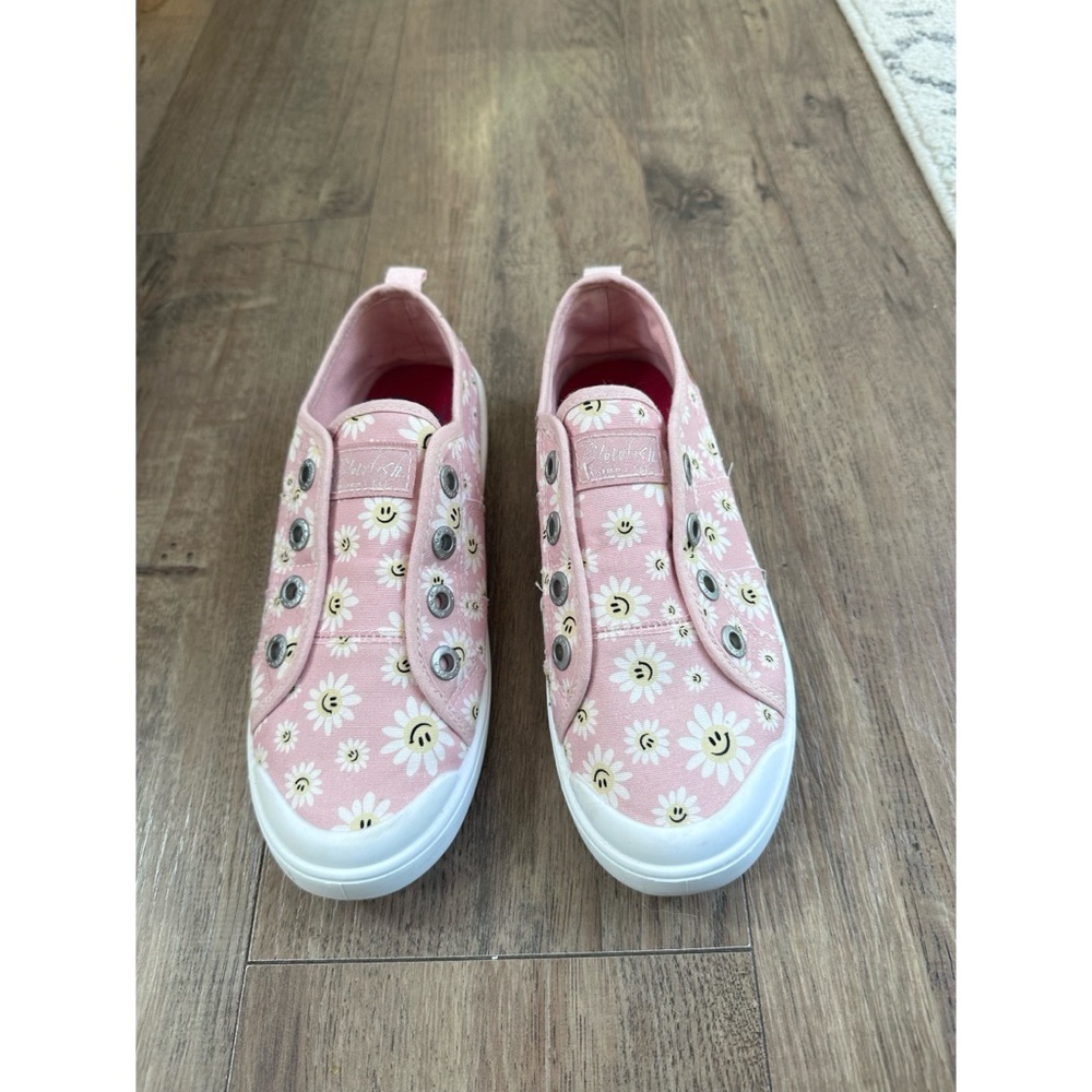 Kids Blowfish Malibu Pink floral print sneakers